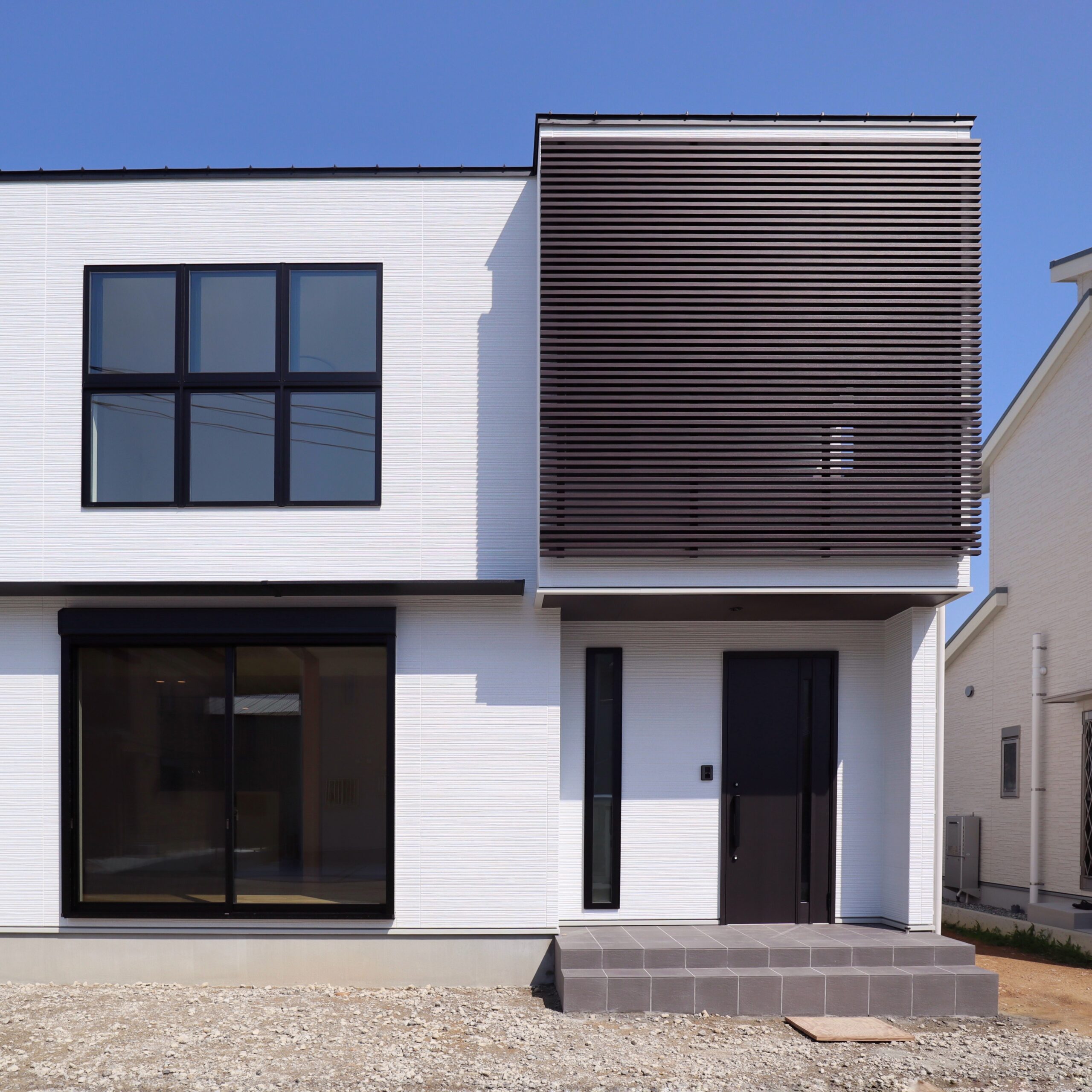 【Cubee｜有田川町】白い外壁の四角いシンプルなお家