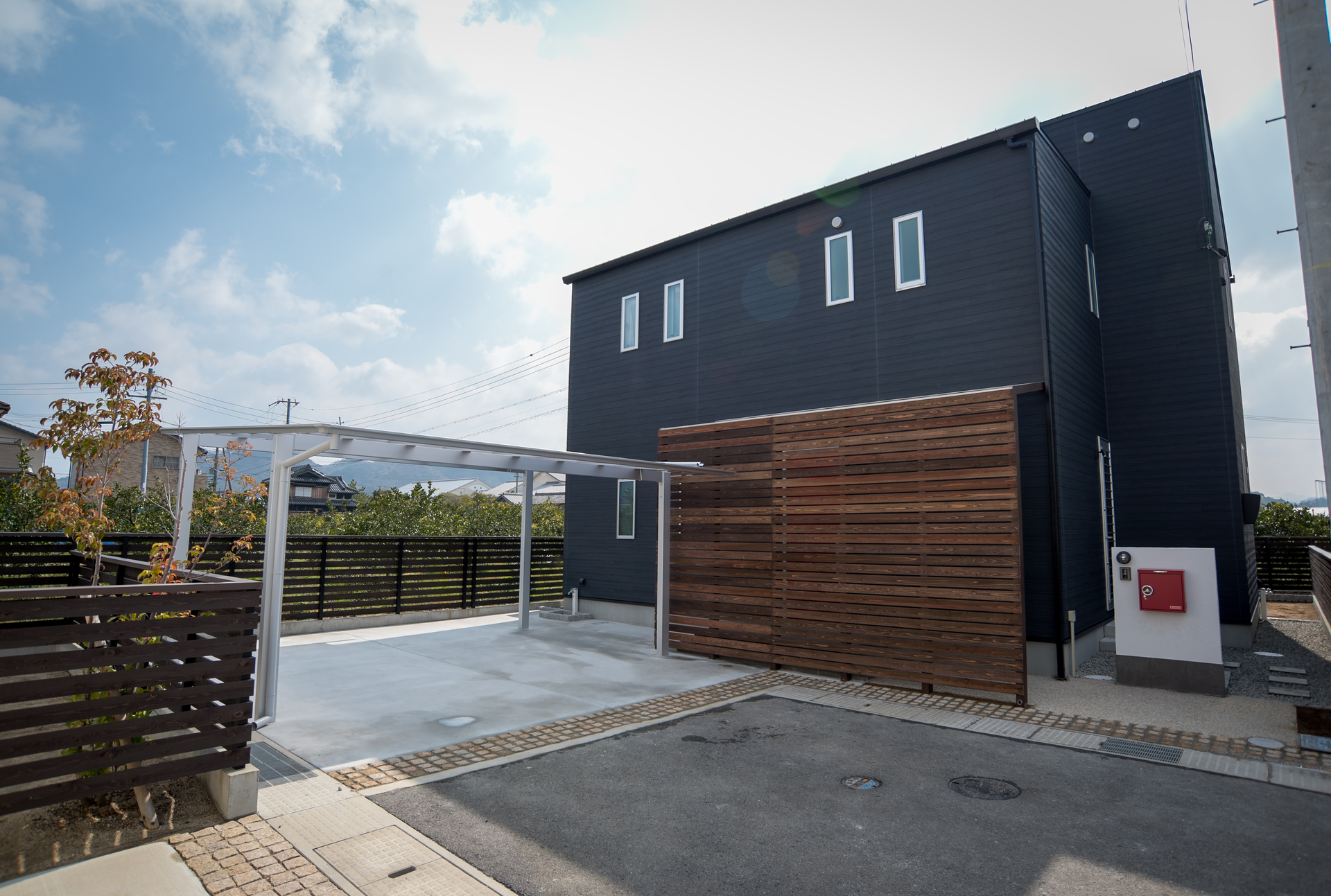 【有田川町】モダンスタイルな片流屋根のお家